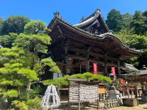 岡寺（龍蓋寺）の本殿