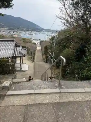 織幡神社の{uncategorized: "未分類", other: "その他", undefined: "問題あり", building: "その他建物", grave: "お墓", sacred_gate: "鳥居", guardian: "狛犬", statue: "像", buddha: "仏像", history: "歴史", nature: "自然", garden: "庭園", animal: "動物", pagoda: "塔", temizu: "手水舎", mountain_gate: "山門・神門", sanctuary: "本殿・本堂", subordinate: "末社・摂社", art: "芸術", scenery: "景色", jizo: "地蔵", ema: "絵馬", goshuin: "御朱印", omikuji: "おみくじ", items: "授与品その他", amulet: "お守り", goshuincho: "御朱印帳", eats: "食事", festival: "お祭り", votive_dance: "神楽", shichigosan: "七五三参", wedding: "結婚式", experience: "体験その他", initially: "初詣", around: "周辺", anti_infection: "感染症対策"}