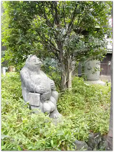 中野氷川神社の像