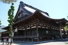 本光寺の本殿