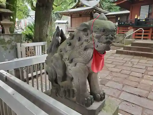 王子稲荷神社の狛犬