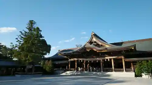 寒川神社の本殿・本堂