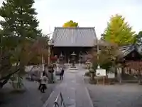穴太寺の本殿・本堂