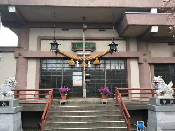 春日神社の本殿・本堂