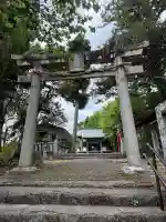 高尾山穂見神社の{uncategorized: "未分類", other: "その他", undefined: "問題あり", building: "その他建物", grave: "お墓", sacred_gate: "鳥居", guardian: "狛犬", statue: "像", buddha: "仏像", history: "歴史", nature: "自然", garden: "庭園", animal: "動物", pagoda: "塔", temizu: "手水舎", mountain_gate: "山門・神門", sanctuary: "本殿・本堂", subordinate: "末社・摂社", art: "芸術", scenery: "景色", jizo: "地蔵", ema: "絵馬", goshuin: "御朱印", omikuji: "おみくじ", items: "授与品その他", amulet: "お守り", goshuincho: "御朱印帳", eats: "食事", festival: "お祭り", votive_dance: "神楽", shichigosan: "七五三参", wedding: "結婚式", experience: "体験その他", initially: "初詣", around: "周辺", anti_infection: "感染症対策"}