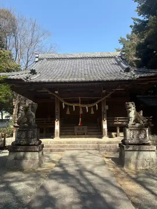 春日神社の{uncategorized: "未分類", other: "その他", undefined: "問題あり", building: "その他建物", grave: "お墓", sacred_gate: "鳥居", guardian: "狛犬", statue: "像", buddha: "仏像", history: "歴史", nature: "自然", garden: "庭園", animal: "動物", pagoda: "塔", temizu: "手水舎", mountain_gate: "山門・神門", sanctuary: "本殿・本堂", subordinate: "末社・摂社", art: "芸術", scenery: "景色", jizo: "地蔵", ema: "絵馬", goshuin: "御朱印", omikuji: "おみくじ", items: "授与品その他", amulet: "お守り", goshuincho: "御朱印帳", eats: "食事", festival: "お祭り", votive_dance: "神楽", shichigosan: "七五三参", wedding: "結婚式", experience: "体験その他", initially: "初詣", around: "周辺", anti_infection: "感染症対策"}