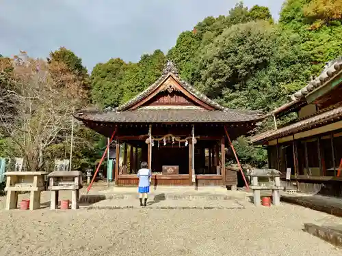 曽野稲荷神社の本殿・本堂