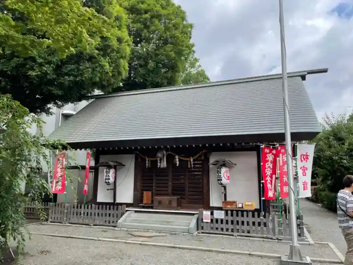母智丘神社の本殿・本堂