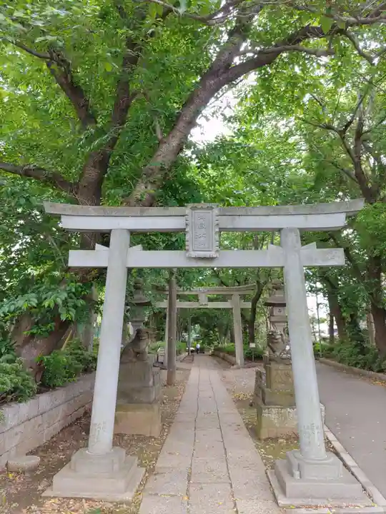 前原御嶽神社の鳥居