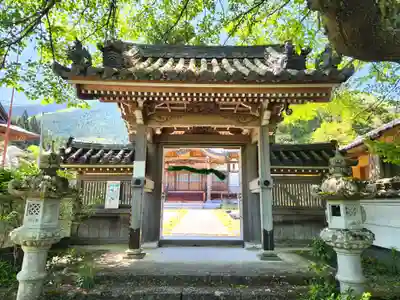 普門寺の山門・神門