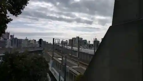 赤羽八幡神社の{uncategorized: "未分類", other: "その他", undefined: "問題あり", building: "その他建物", grave: "お墓", sacred_gate: "鳥居", guardian: "狛犬", statue: "像", buddha: "仏像", history: "歴史", nature: "自然", garden: "庭園", animal: "動物", pagoda: "塔", temizu: "手水舎", mountain_gate: "山門・神門", sanctuary: "本殿・本堂", subordinate: "末社・摂社", art: "芸術", scenery: "景色", jizo: "地蔵", ema: "絵馬", goshuin: "御朱印", omikuji: "おみくじ", items: "授与品その他", amulet: "お守り", goshuincho: "御朱印帳", eats: "食事", festival: "お祭り", votive_dance: "神楽", shichigosan: "七五三参", wedding: "結婚式", experience: "体験その他", initially: "初詣", around: "周辺", anti_infection: "感染症対策"}