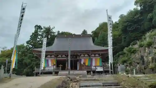 観音正寺の本殿