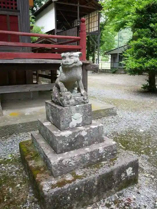 椋神社の狛犬