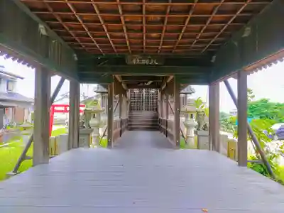 八劔社（中三宅）の本殿・本堂