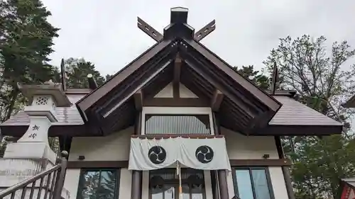 札内神社の本殿