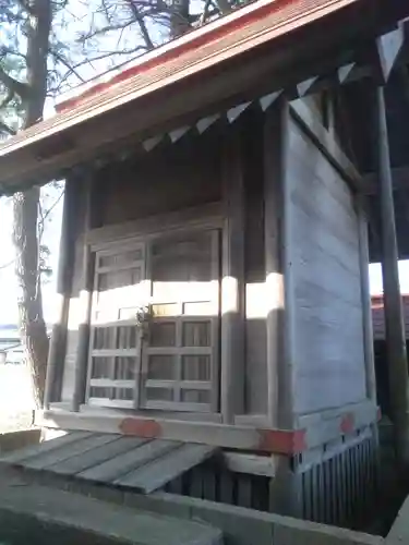 鎧神社の本殿