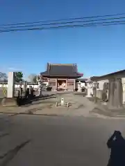 普門寺の山門