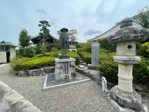 阿弥陀寺(滋賀県)