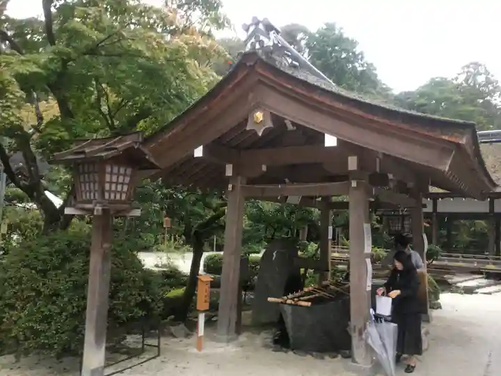 賀茂別雷神社(上賀茂神社)の手水舎