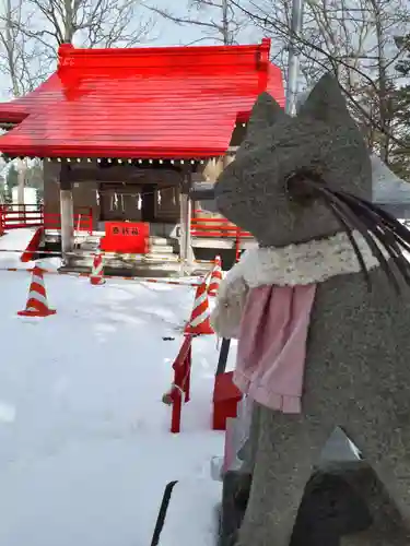 山本稲荷神社の狛犬