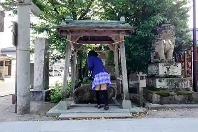 万九千社の手水舎