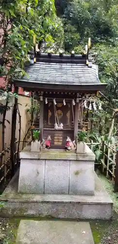 三田春日神社の末社・摂社
