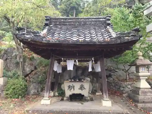 加茂神社の手水舎