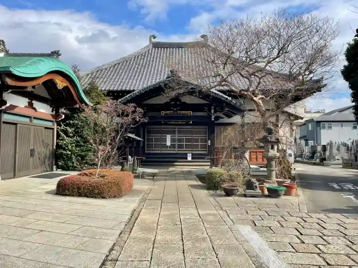 城官寺の{uncategorized: "未分類", other: "その他", undefined: "問題あり", building: "その他建物", grave: "お墓", sacred_gate: "鳥居", guardian: "狛犬", statue: "像", buddha: "仏像", history: "歴史", nature: "自然", garden: "庭園", animal: "動物", pagoda: "塔", temizu: "手水舎", mountain_gate: "山門・神門", sanctuary: "本殿・本堂", subordinate: "末社・摂社", art: "芸術", scenery: "景色", jizo: "地蔵", ema: "絵馬", goshuin: "御朱印", omikuji: "おみくじ", items: "授与品その他", amulet: "お守り", goshuincho: "御朱印帳", eats: "食事", festival: "お祭り", votive_dance: "神楽", shichigosan: "七五三参", wedding: "結婚式", experience: "体験その他", initially: "初詣", around: "周辺", anti_infection: "感染症対策"}