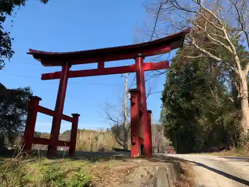 六所神社の鳥居