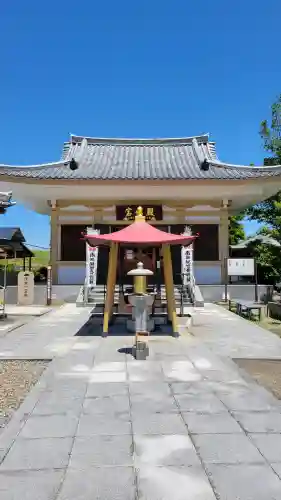 乙津寺　（鏡島弘法）の{uncategorized: "未分類", other: "その他", undefined: "問題あり", building: "その他建物", grave: "お墓", sacred_gate: "鳥居", guardian: "狛犬", statue: "像", buddha: "仏像", history: "歴史", nature: "自然", garden: "庭園", animal: "動物", pagoda: "塔", temizu: "手水舎", mountain_gate: "山門・神門", sanctuary: "本殿・本堂", subordinate: "末社・摂社", art: "芸術", scenery: "景色", jizo: "地蔵", ema: "絵馬", goshuin: "御朱印", omikuji: "おみくじ", items: "授与品その他", amulet: "お守り", goshuincho: "御朱印帳", eats: "食事", festival: "お祭り", votive_dance: "神楽", shichigosan: "七五三参", wedding: "結婚式", experience: "体験その他", initially: "初詣", around: "周辺", anti_infection: "感染症対策"}