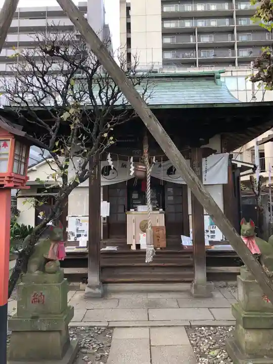 四谷於岩稲荷田宮神社の本殿・本堂