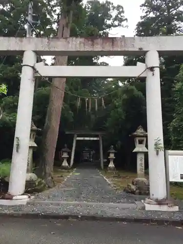 阿射加神社の鳥居