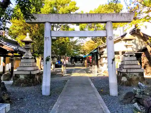 紀左衛門神社の鳥居