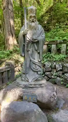 榛名神社の像