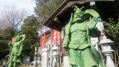 吉祥院の像