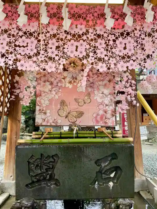 川越熊野神社の{uncategorized: "未分類", other: "その他", undefined: "問題あり", building: "その他建物", grave: "お墓", sacred_gate: "鳥居", guardian: "狛犬", statue: "像", buddha: "仏像", history: "歴史", nature: "自然", garden: "庭園", animal: "動物", pagoda: "塔", temizu: "手水舎", mountain_gate: "山門・神門", sanctuary: "本殿・本堂", subordinate: "末社・摂社", art: "芸術", scenery: "景色", jizo: "地蔵", ema: "絵馬", goshuin: "御朱印", omikuji: "おみくじ", items: "授与品その他", amulet: "お守り", goshuincho: "御朱印帳", eats: "食事", festival: "お祭り", votive_dance: "神楽", shichigosan: "七五三参", wedding: "結婚式", experience: "体験その他", initially: "初詣", around: "周辺", anti_infection: "感染症対策"}