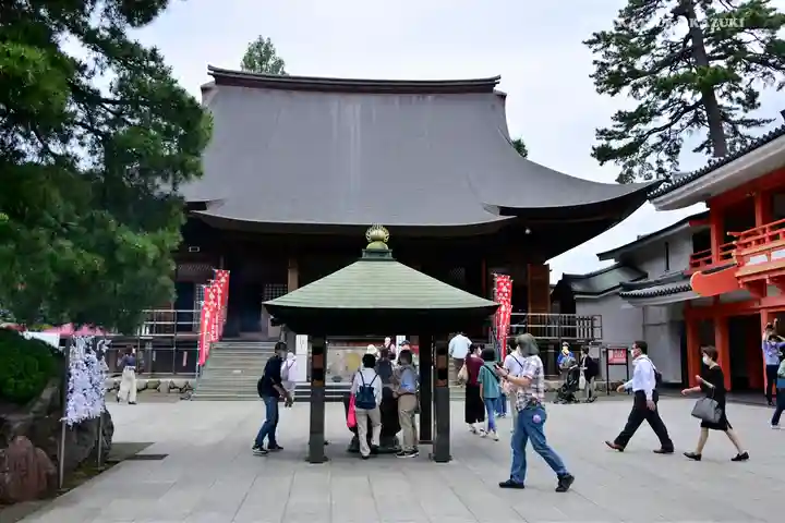 高幡不動尊 金剛寺の本殿・本堂