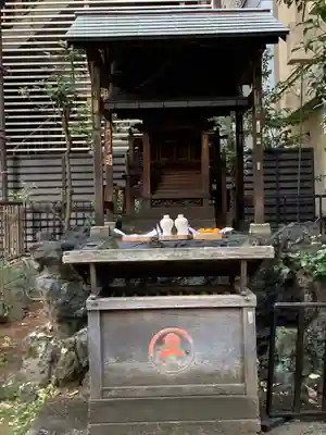 稲荷鬼王神社の末社・摂社