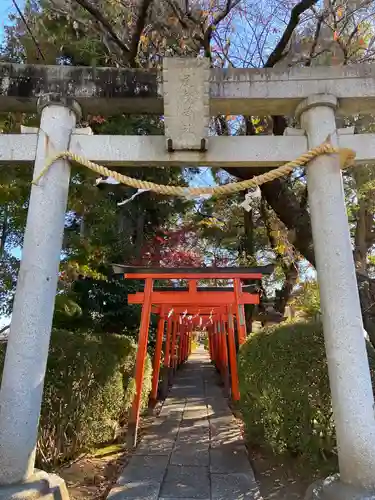 尾曳稲荷神社の鳥居