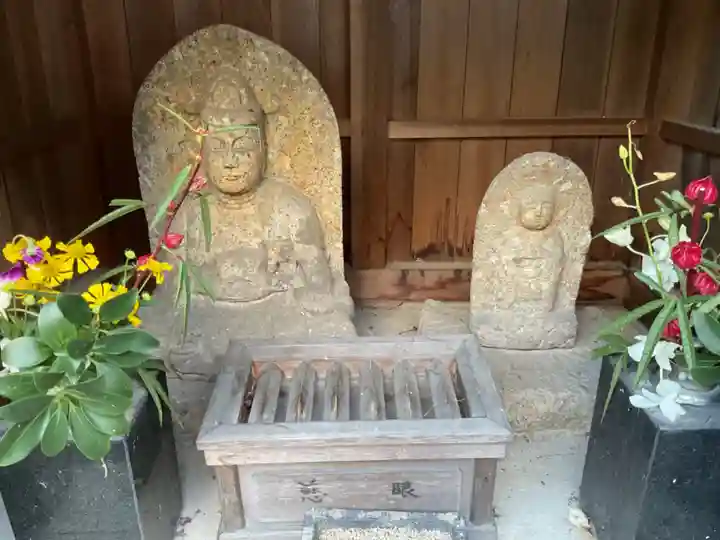 関無院の仏像