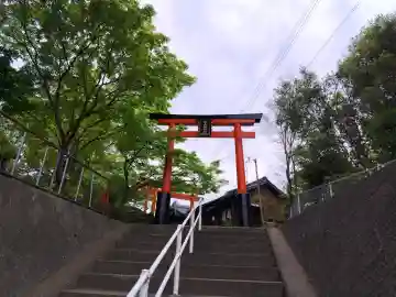 奥山稲荷社の{uncategorized: "未分類", other: "その他", undefined: "問題あり", building: "その他建物", grave: "お墓", sacred_gate: "鳥居", guardian: "狛犬", statue: "像", buddha: "仏像", history: "歴史", nature: "自然", garden: "庭園", animal: "動物", pagoda: "塔", temizu: "手水舎", mountain_gate: "山門・神門", sanctuary: "本殿・本堂", subordinate: "末社・摂社", art: "芸術", scenery: "景色", jizo: "地蔵", ema: "絵馬", goshuin: "御朱印", omikuji: "おみくじ", items: "授与品その他", amulet: "お守り", goshuincho: "御朱印帳", eats: "食事", festival: "お祭り", votive_dance: "神楽", shichigosan: "七五三参", wedding: "結婚式", experience: "体験その他", initially: "初詣", around: "周辺", anti_infection: "感染症対策"}