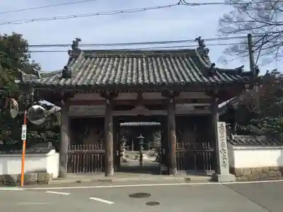 穴太寺の山門・神門