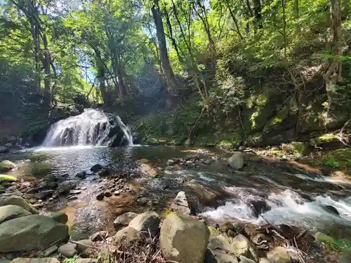 大峯不動尊の周辺