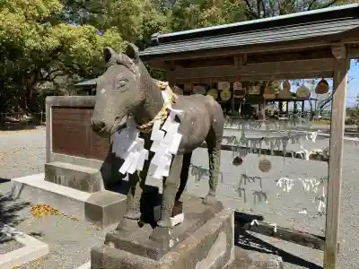 千栗八幡宮の{uncategorized: "未分類", other: "その他", undefined: "問題あり", building: "その他建物", grave: "お墓", sacred_gate: "鳥居", guardian: "狛犬", statue: "像", buddha: "仏像", history: "歴史", nature: "自然", garden: "庭園", animal: "動物", pagoda: "塔", temizu: "手水舎", mountain_gate: "山門・神門", sanctuary: "本殿・本堂", subordinate: "末社・摂社", art: "芸術", scenery: "景色", jizo: "地蔵", ema: "絵馬", goshuin: "御朱印", omikuji: "おみくじ", items: "授与品その他", amulet: "お守り", goshuincho: "御朱印帳", eats: "食事", festival: "お祭り", votive_dance: "神楽", shichigosan: "七五三参", wedding: "結婚式", experience: "体験その他", initially: "初詣", around: "周辺", anti_infection: "感染症対策"}