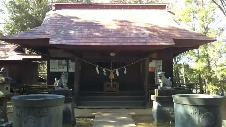 稲村神社の本殿・本堂
