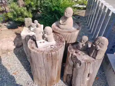 伊勢原 法泉寺の地蔵