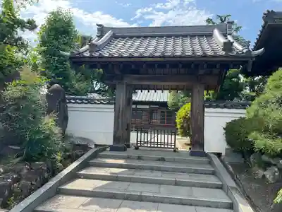 関雲山長福寺の山門・神門