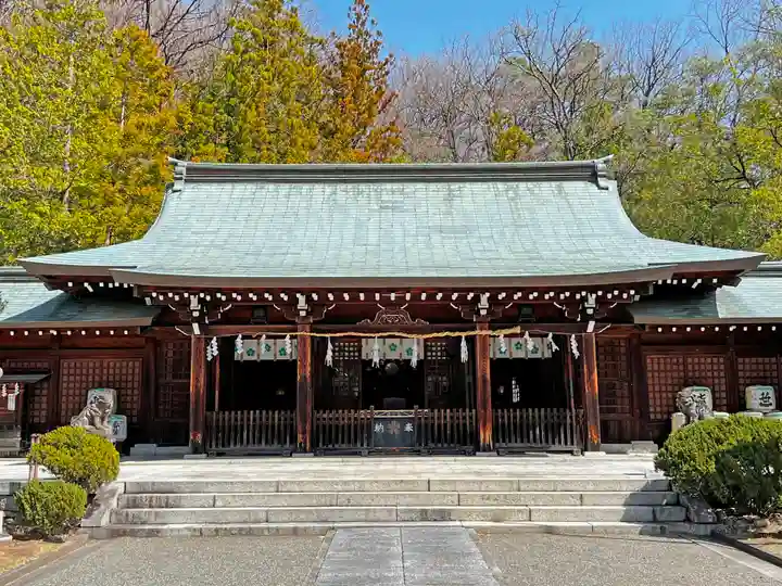 山梨縣護國神社の本殿・本堂