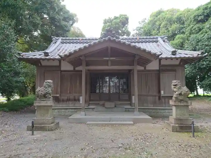 川神社の本殿・本堂