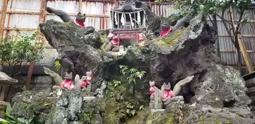 飛木稲荷神社の狛犬